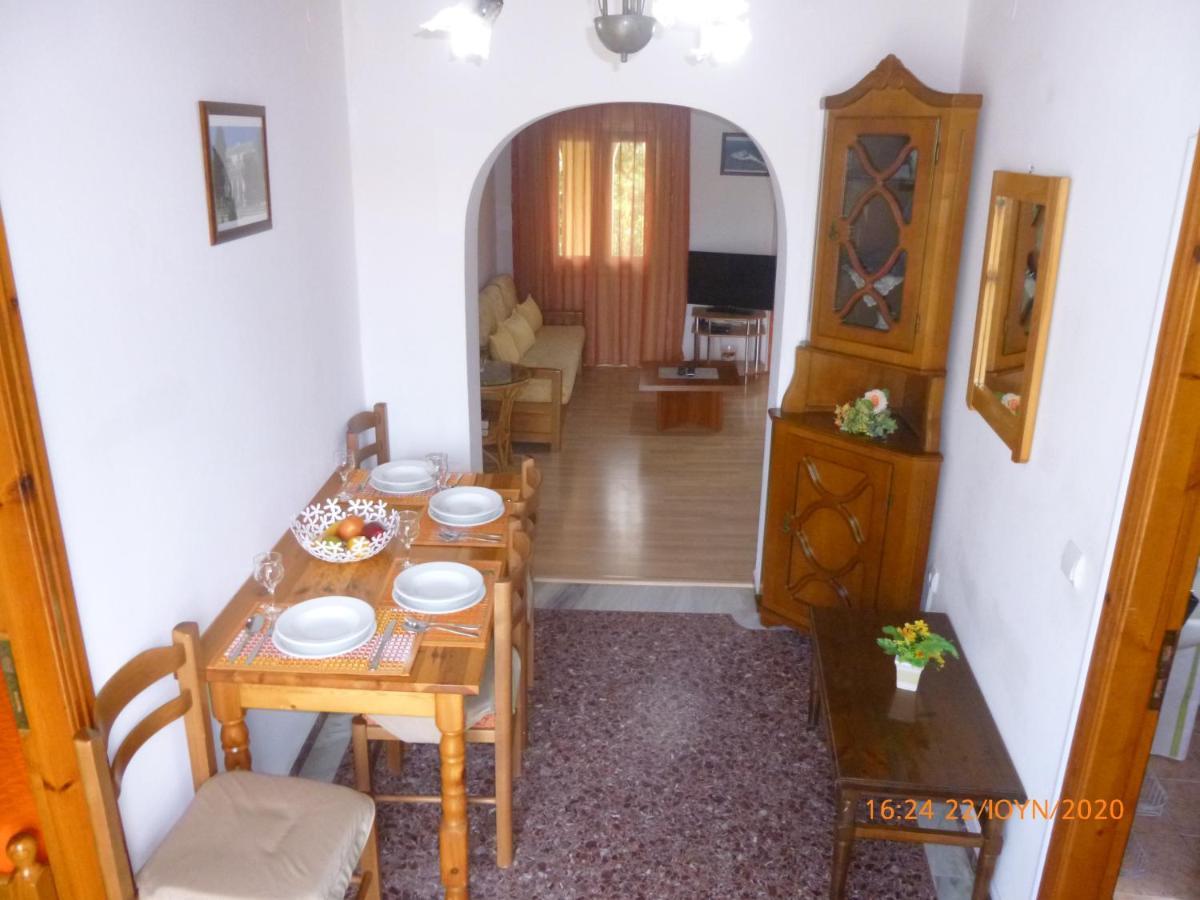 Bungalows Niki Acharavi  Luaran gambar