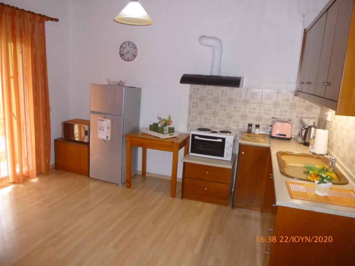 Bungalows Niki Acharavi  Luaran gambar